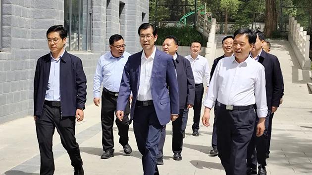 张振亚主持召开临洮县2024年高考工作推进会(图5) 张振亚主持召开临洮县2024年高考工作推进会(图5)